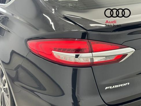 Used 2019 Ford Fusion Titanium AWD/4WD image 5