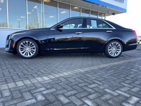 Used 2019 Cadillac CTS Luxury image 2