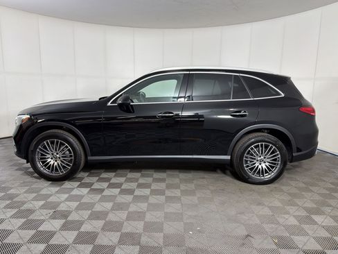 Used 2026 Mercedes-Benz GLC 300 4MATIC image 2