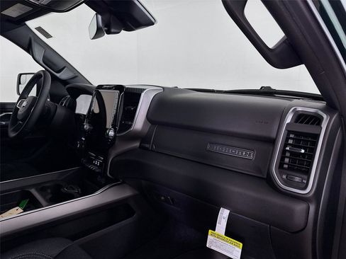 New 2026 RAM 1500 Big Horn AWD/4WD image 29
