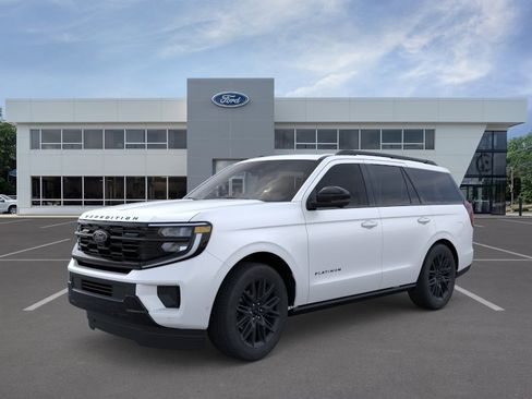 New 2026 Ford Expedition Platinum w/ Stealth Appearance Package AWD/4WD image 24