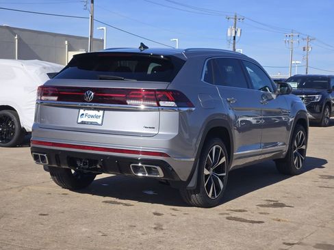 New 2026 Volkswagen Atlas Cross Sport SEL Premium R-Line image 4