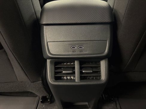 New 2026 Chevrolet Equinox LT FWD image 19