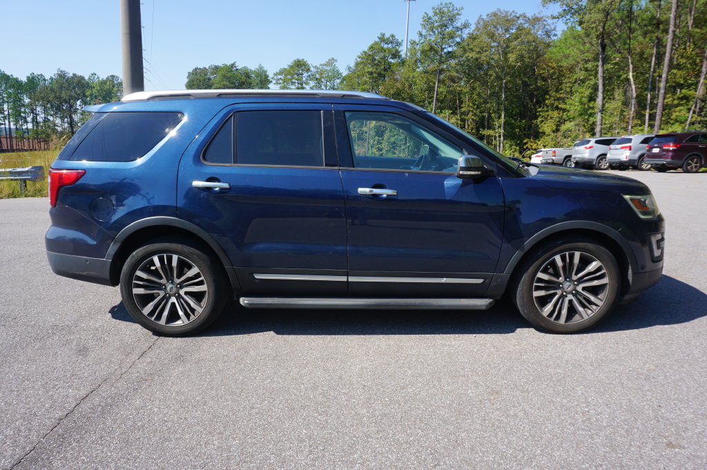 Used 2017 Ford Explorer Platinum AWD/4WD image 23