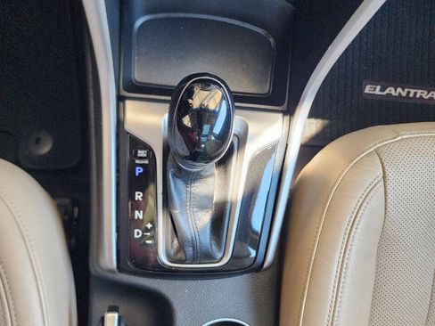 Used 2013 Hyundai Elantra GT w/ Tech Pkg FWD image 34