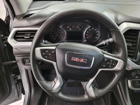 Used 2023 GMC Acadia SLE w/ Driver Convenience Package image 6