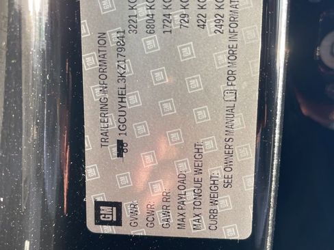 Used 2019 Chevrolet Silverado 1500 High Country w/ Technology Package image 38