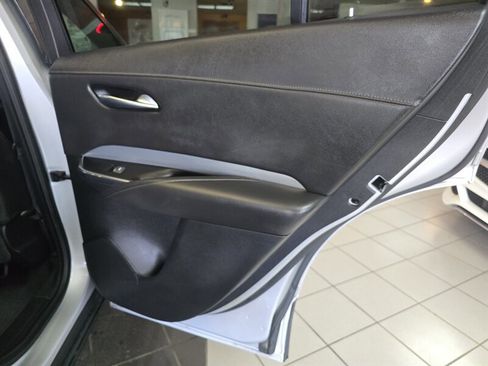 Used 2020 Cadillac XT4 Premium Luxury image 15