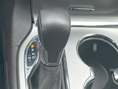 Used 2019 Jeep Grand Cherokee Overland image 22