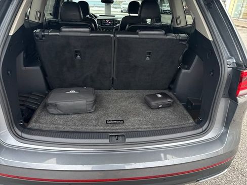 Certified 2022 Volkswagen Atlas SE image 31