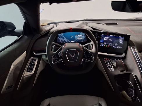 Certified 2023 Chevrolet Corvette Stingray Premium Conv w/ Z51 Performance Package RWD image 11