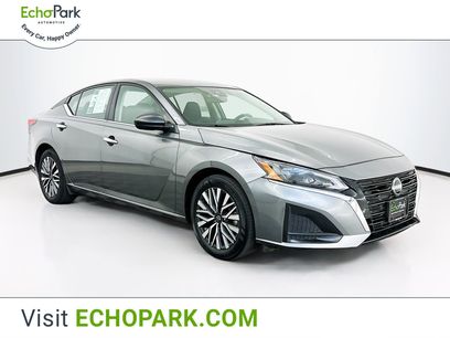 Used 2024 Nissan Altima 2.5 SV