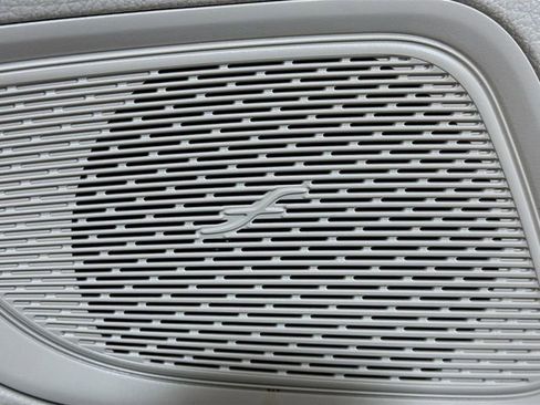 Used 2023 Mercedes-Benz C 300 4MATIC Sedan image 19