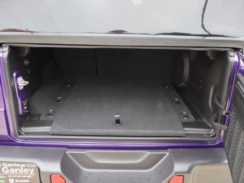 New 2026 Jeep Wrangler Unlimited Sahara AWD/4WD image 40