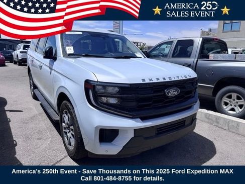 Used 2025 Ford Expedition Max Active AWD/4WD image 2