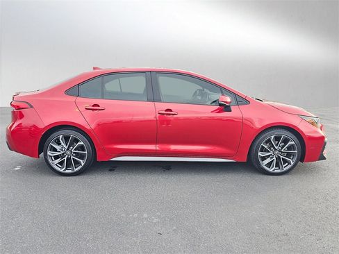 Used 2020 Toyota Corolla SE image 6