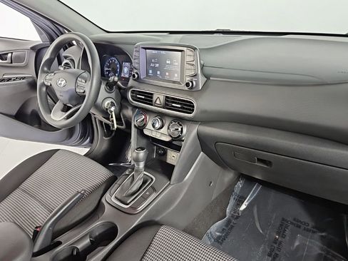 Used 2019 Hyundai Kona SE FWD image 13