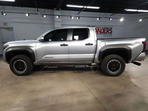 New 2026 Toyota Tacoma TRD Off-Road image 4