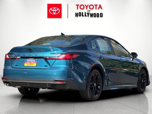New 2026 Toyota Camry SE w/ Multimedia Upgrade Package FWD image 4