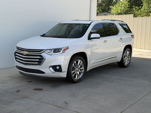 Used 2020 Chevrolet Traverse High Country AWD/4WD image 9