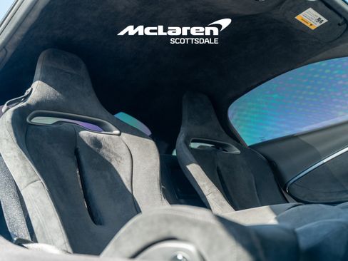 Used 2023 McLaren Artura image 23