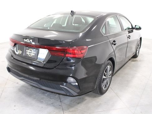 Used 2024 Kia Forte LXS FWD image 9