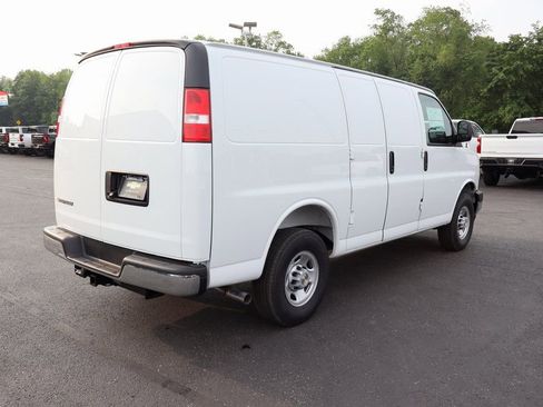 New 2025 Chevrolet Express 2500 w/ Driver Convenience Package RWD image 24
