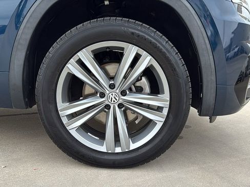 Used 2020 Volkswagen Atlas SE w/ Towing Package image 34