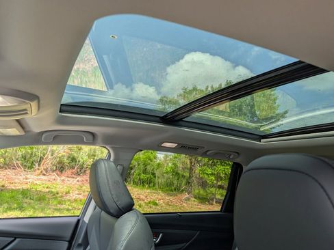New 2026 Subaru Ascent Limited AWD/4WD image 3