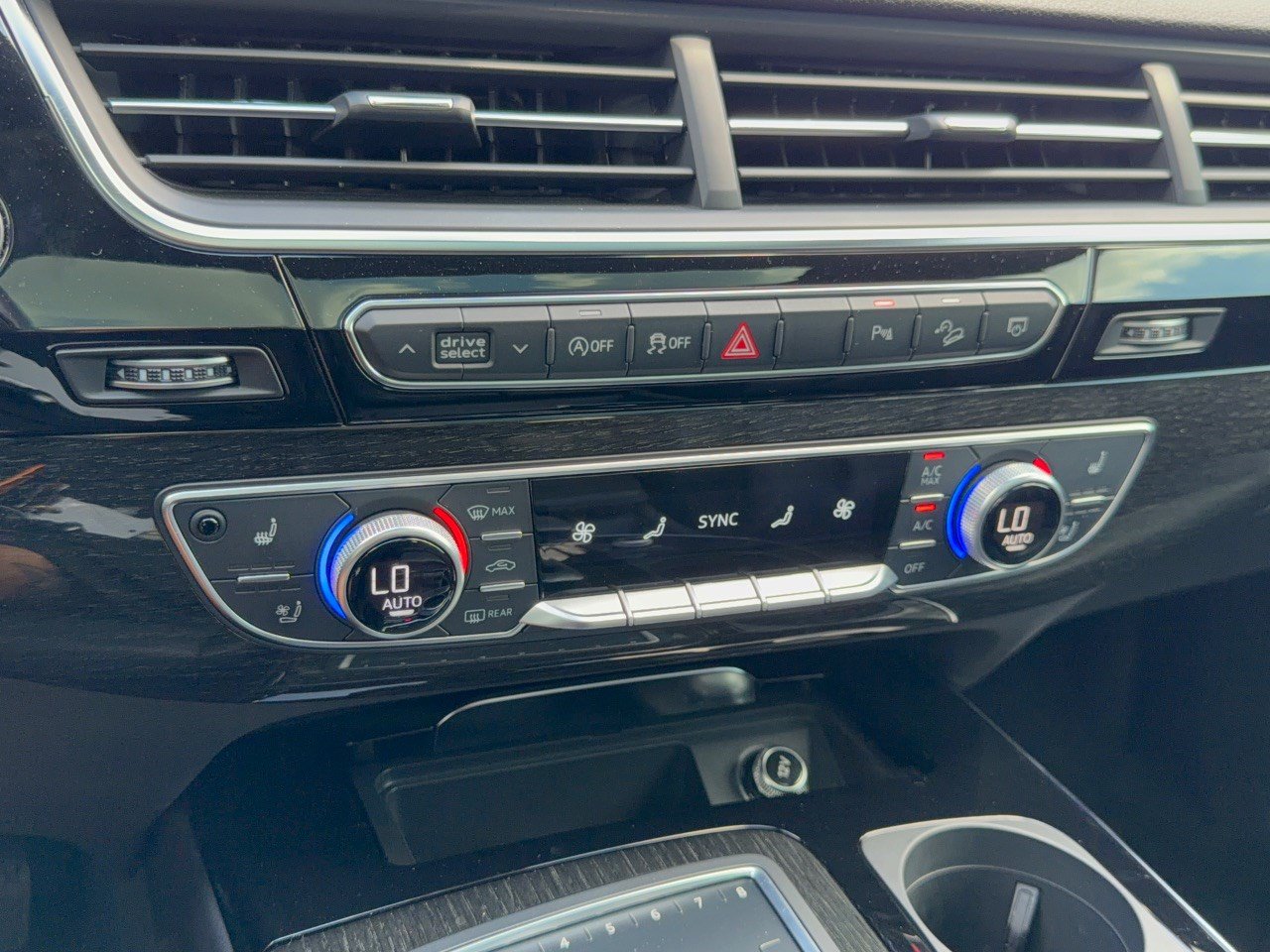 Used 2019 Audi Q7 3.0T Premium Plus AWD/4WD image 22