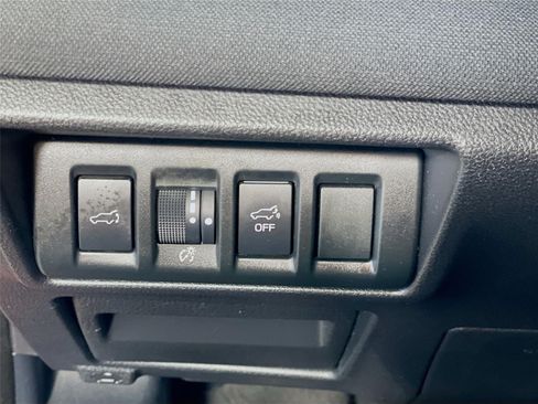 Used 2021 Subaru Outback Premium AWD/4WD image 12