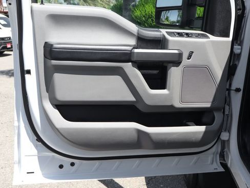 Used 2020 Ford F550 4x4 Crew Cab Super Duty image 17