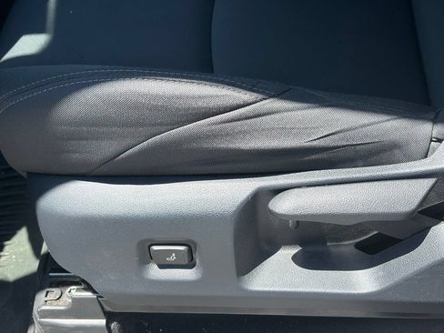 Used 2025 Toyota Tacoma SR5 RWD image 5