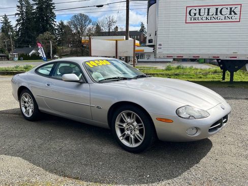 Used 2001 Jaguar XK8 Coupe RWD image 44
