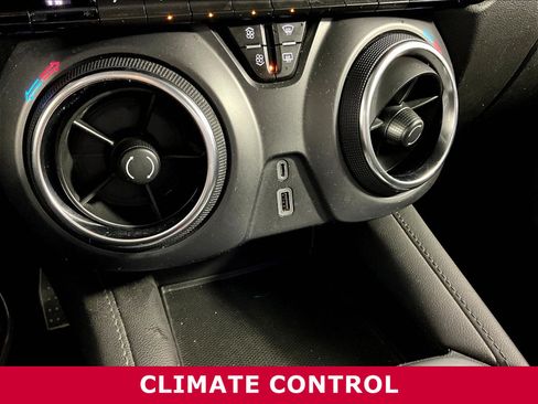 Used 2022 Chevrolet Blazer LT FWD image 14