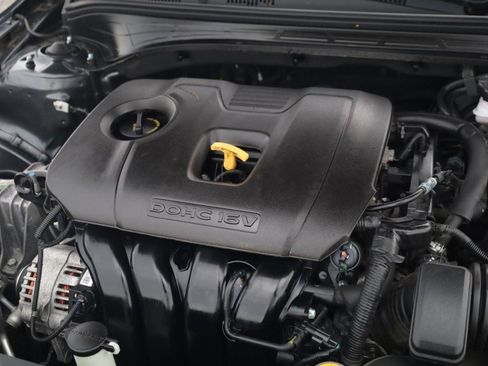 Used 2022 Kia Forte LXS FWD image 23