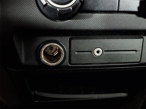 Used 2011 Ford F150 XLT image 22