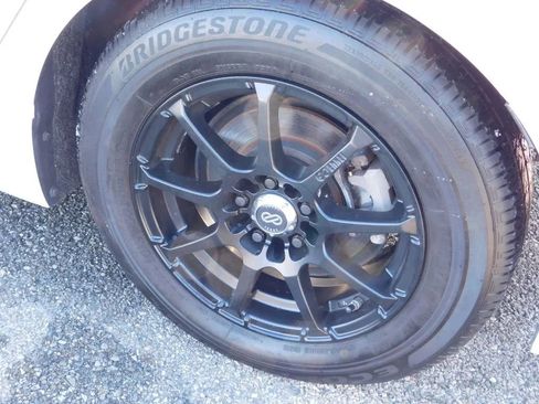 Used 2018 Toyota Prius Prime Advanced image 7