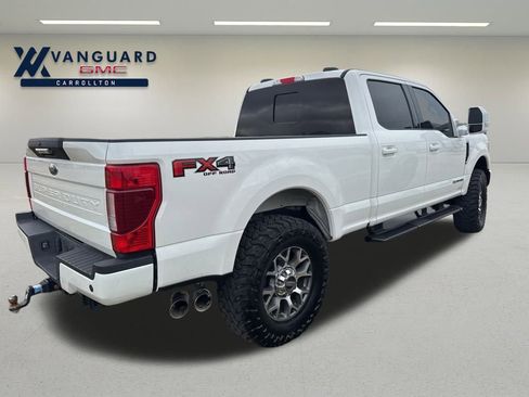 Used 2022 Ford F250 Lariat image 2