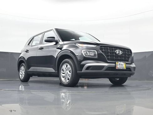 New 2026 Hyundai Venue SE FWD image 23