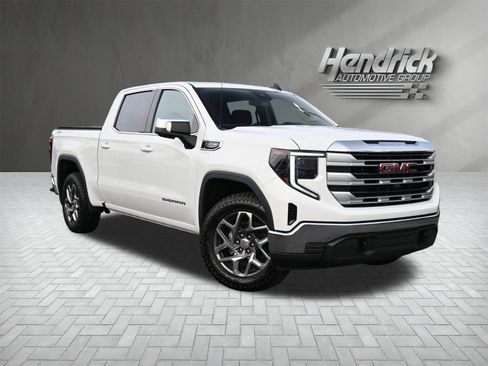 Used 2023 GMC Sierra 1500 SLE image 2