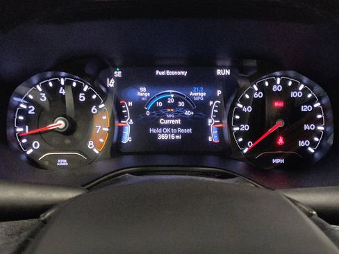 Used 2023 Jeep Compass Latitude AWD/4WD image 23