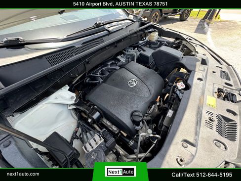 Used 2018 Toyota Highlander Limited FWD image 35