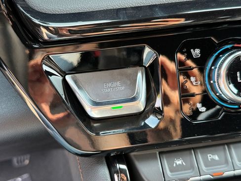 New 2026 GMC Sierra 1500 AT4 w/ AT4 Premium Package AWD/4WD image 26