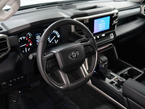 Used 2024 Toyota Tundra SR5 w/ SR5 Premium Package AWD/4WD image 21