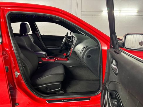 Used 2017 Dodge Charger R/T Scat Pack image 52