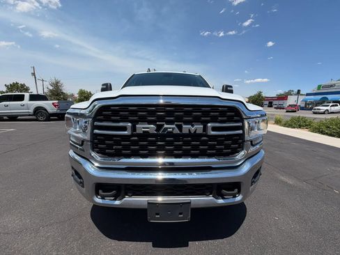 Used 2024 RAM 2500 Big Horn w/ Off Road Package AWD/4WD image 3
