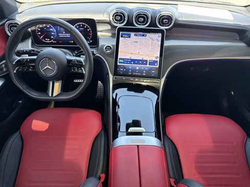 Used 2026 Mercedes-Benz GLC 300 image 9