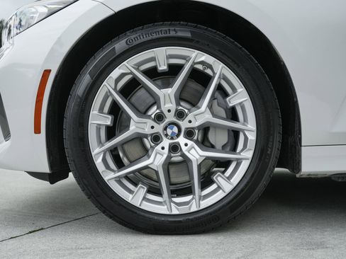 Used 2025 BMW 330i Sedan image 32