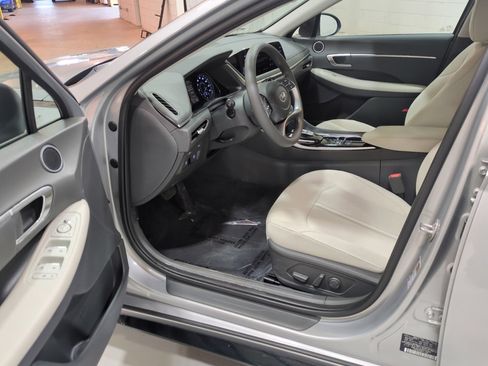 Certified 2023 Hyundai Sonata SEL FWD image 15